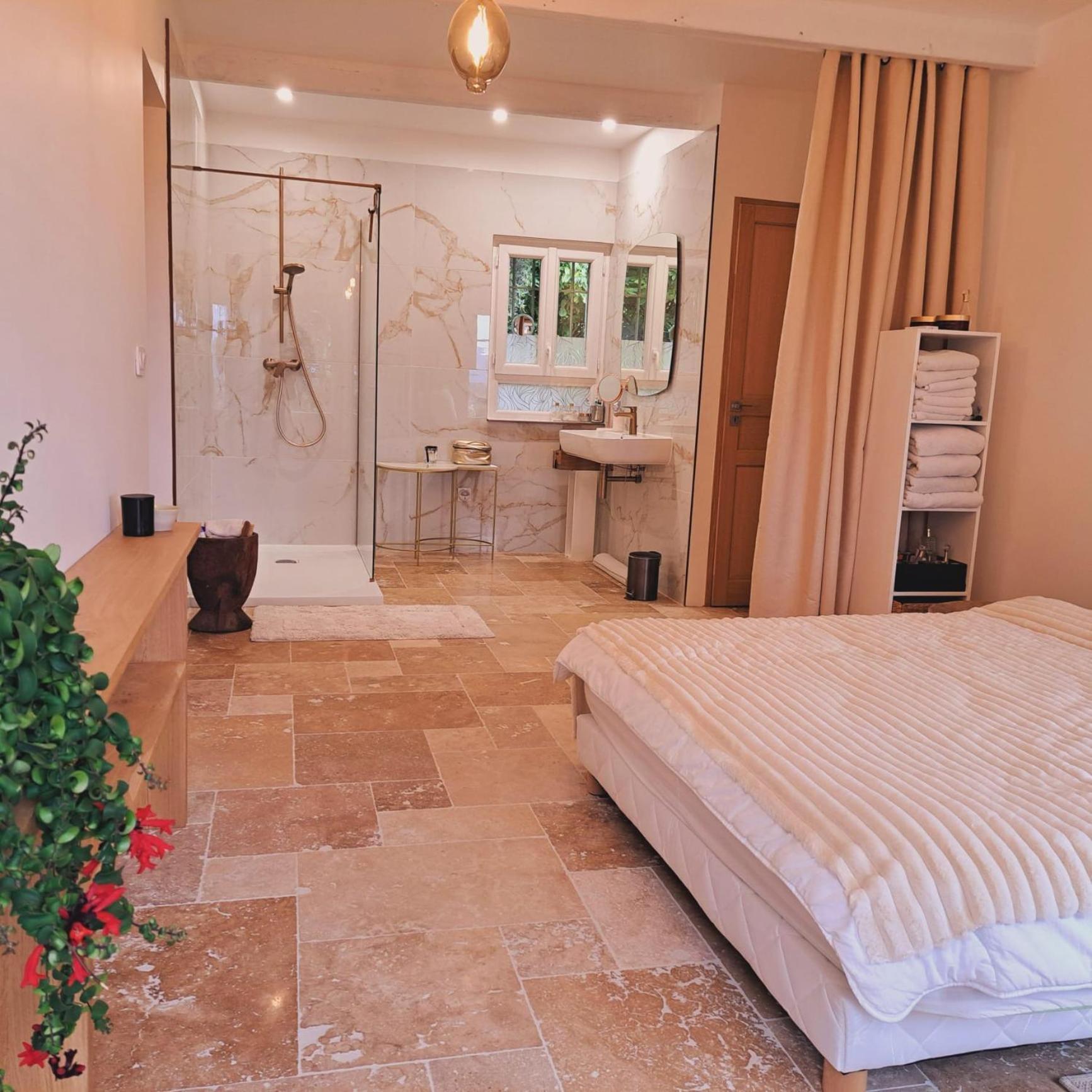 Bed and breakfast Bastide De Marie Grasse Extérieur photo
